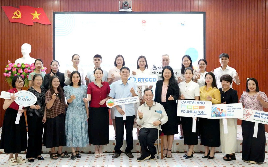 Hỗ trợ 250 gia đình có trẻ khuyết tật chăm sóc con tại nhà