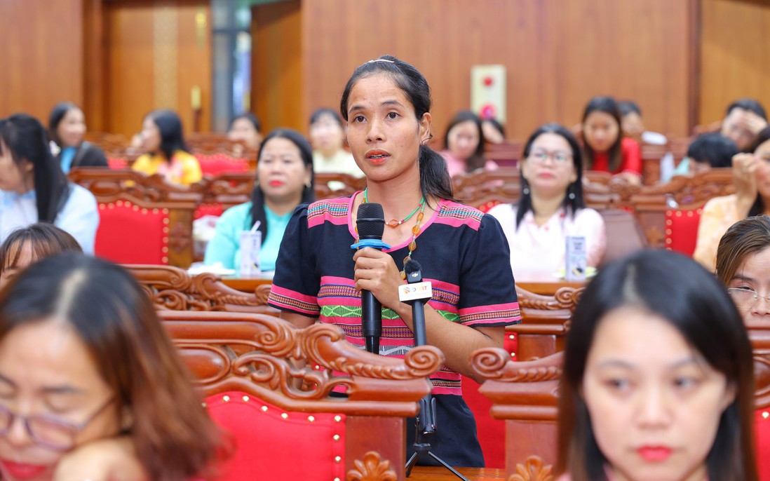 Phụ nữ dân tộc thiểu số thay đổi nếp nghĩ, cách làm để thoát nghèo bền vững