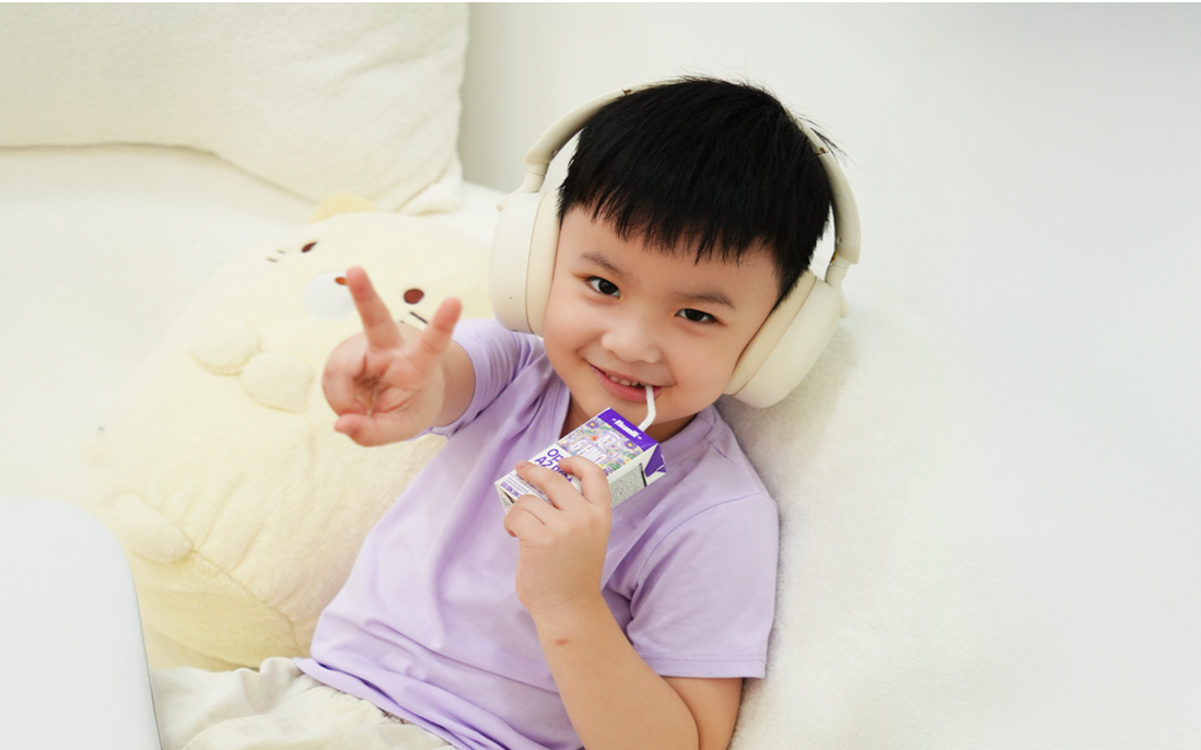 Vinamilk: Doanh thu lập đỉnh, lợi nhuận bứt tốc