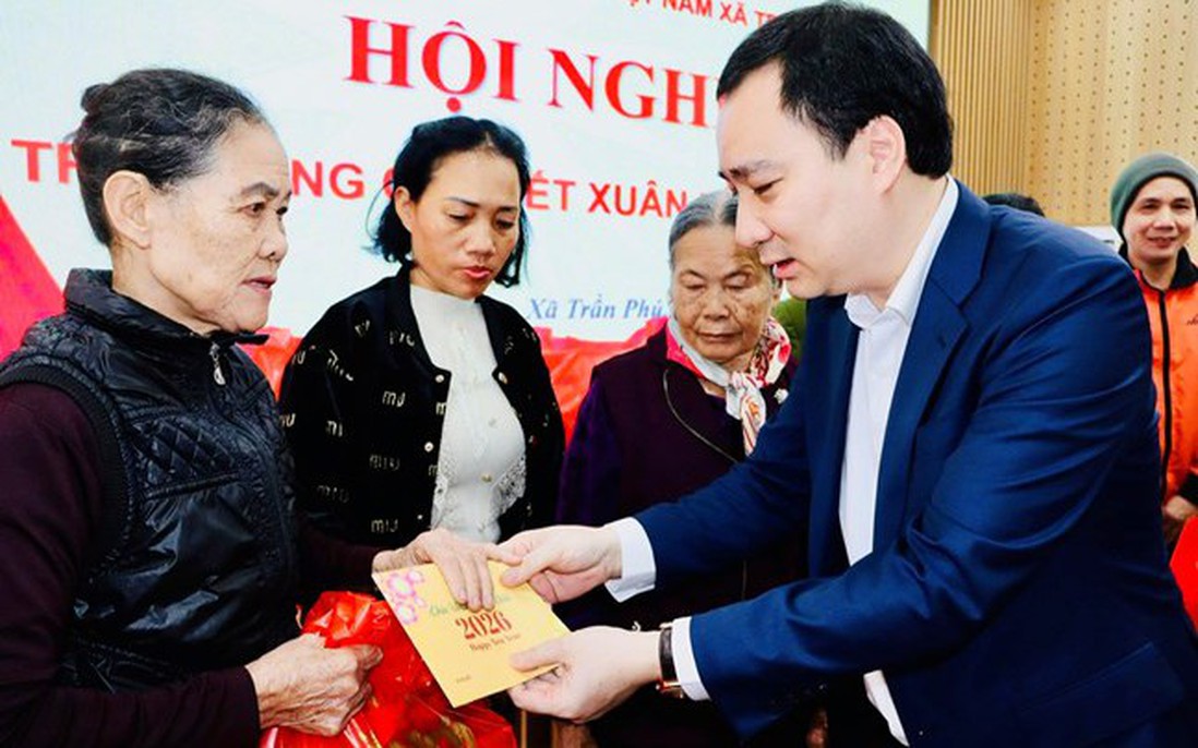 Hải Phòng: Tết sẻ chia đến với các gia đình khó khăn ở xã Trần Phú