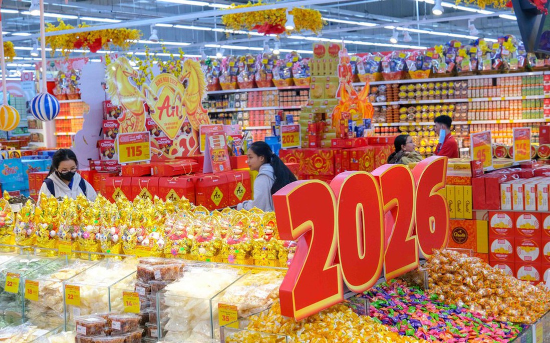 Thủ tướng yêu cầu không để thiếu hàng, tăng giá bất hợp lý dịp Tết Bính Ngọ 2026