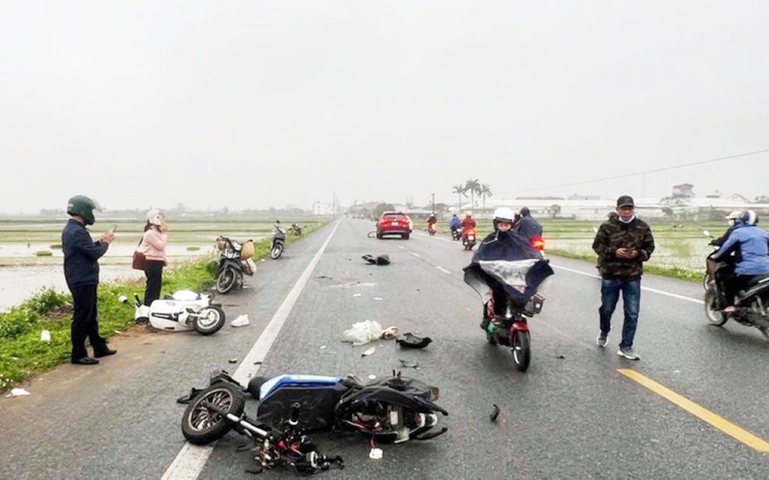 Tai nạn giao thông khiến 2 học sinh ở Hưng Yên tử vong