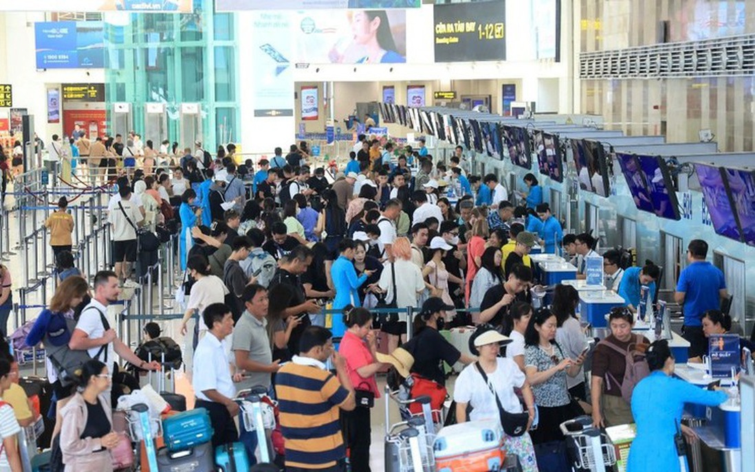 Hàng không liên tiếp thiết lập các kỷ lục khách đi lại bằng máy bay dịp Tết