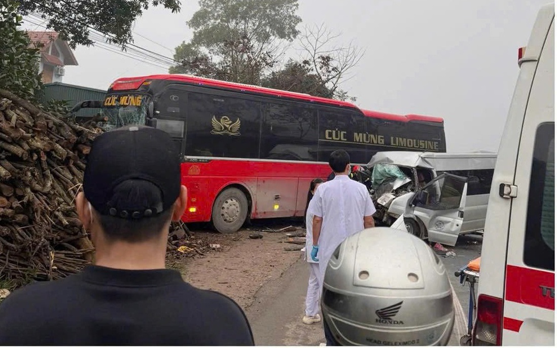 Lạng Sơn: Tai nạn giữa 2 xe khách, 6 người thương vong