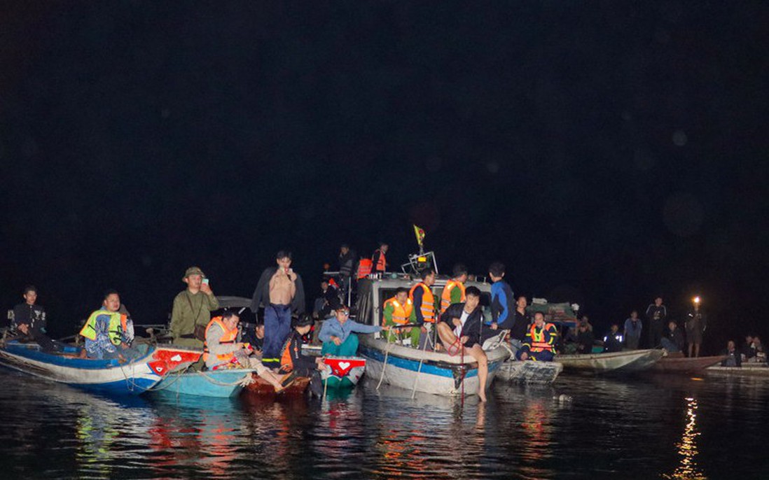 Bắt tạm giam lái tàu chở đá trong vụ lật thuyền ở hồ Thác Bà