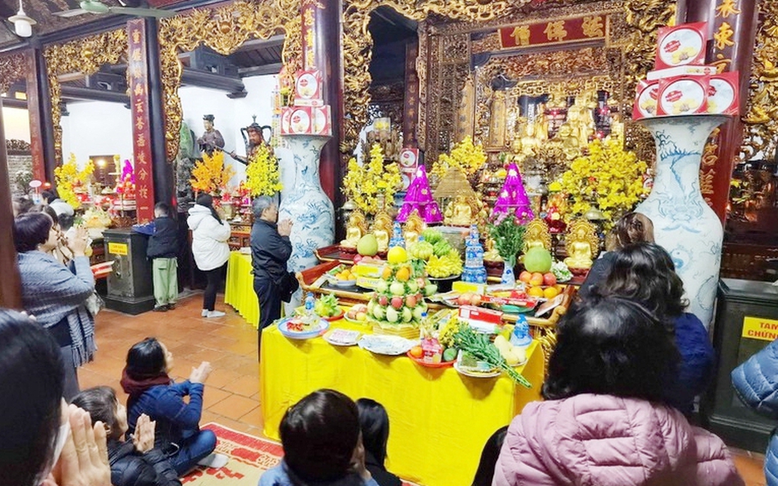 Văn khấn Rằm tháng Giêng năm Bính Ngọ 2026 chi tiết và đầy đủ nhất