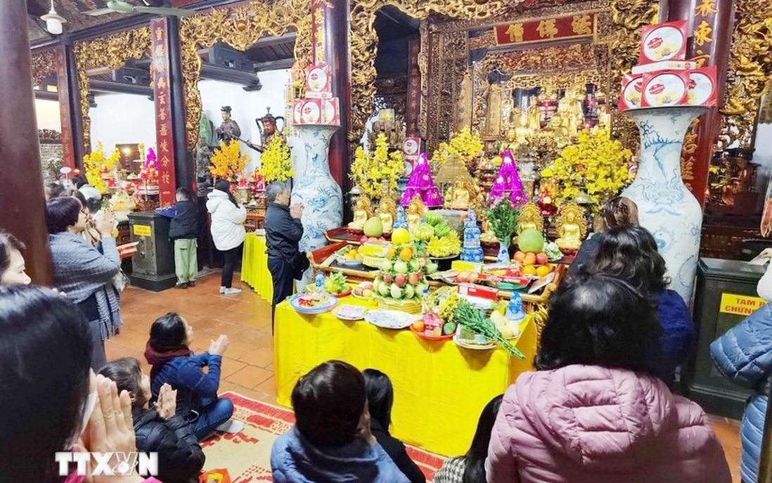 Văn khấn Rằm tháng Giêng năm Bính Ngọ 2026 chi tiết và đầy đủ nhất