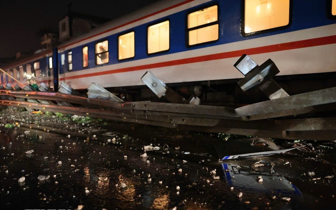 Một ngày xử lý 56 trường hợp vi phạm tại đường ngang đường sắt