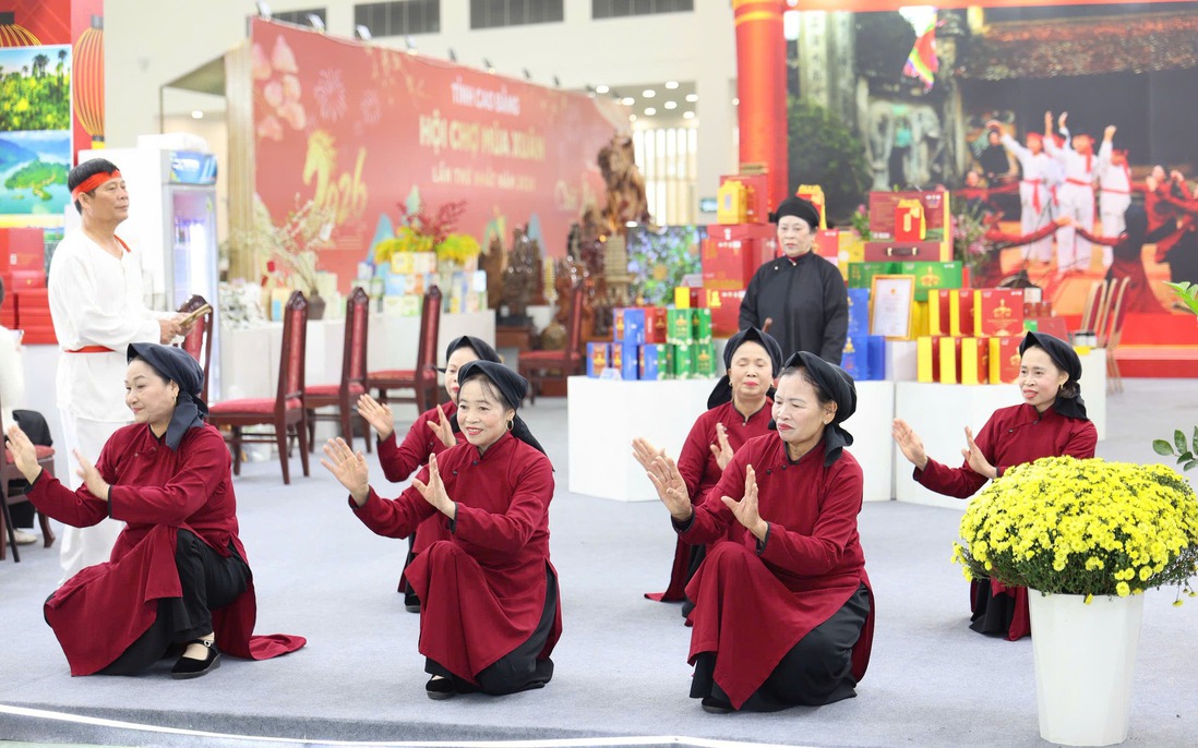 Loạt chương trình nghệ thuật hấp dẫn tại Hội chợ Mùa Xuân 2026