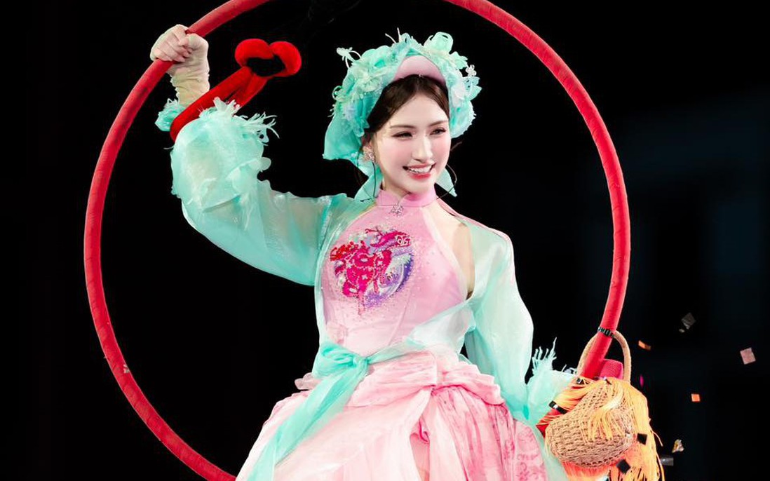 Hòa Minzy trích 400 triệu tiền bán vé concert xây cầu tại Điện Biên