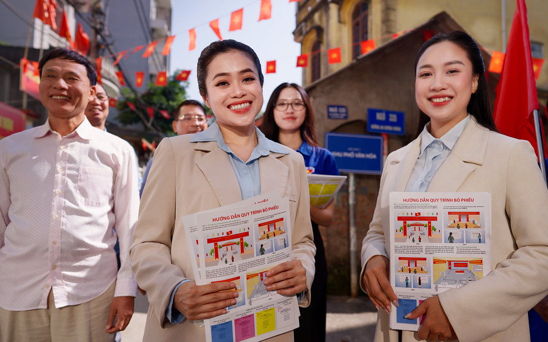 Ca sĩ, nhạc sĩ Hoàng Hồng Ngọc: Làm mới nhạc chính luận 
từ góc nhìn trẻ