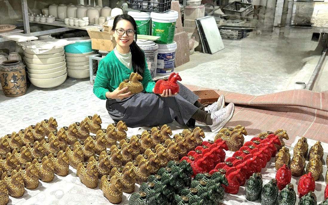 Thổi hồn cho gốm Việt trên bộ sưu tập quà Tết 2026