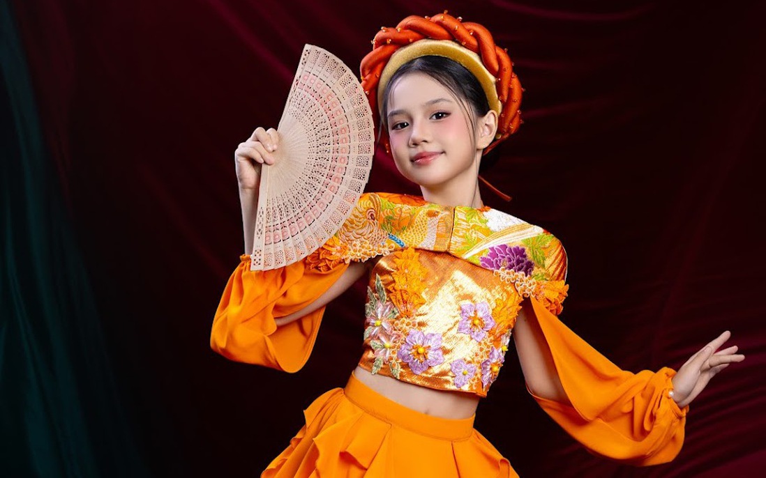 Cao Minh Tiến mang văn hóa truyền thống vào thời trang Tết cho trẻ nhỏ