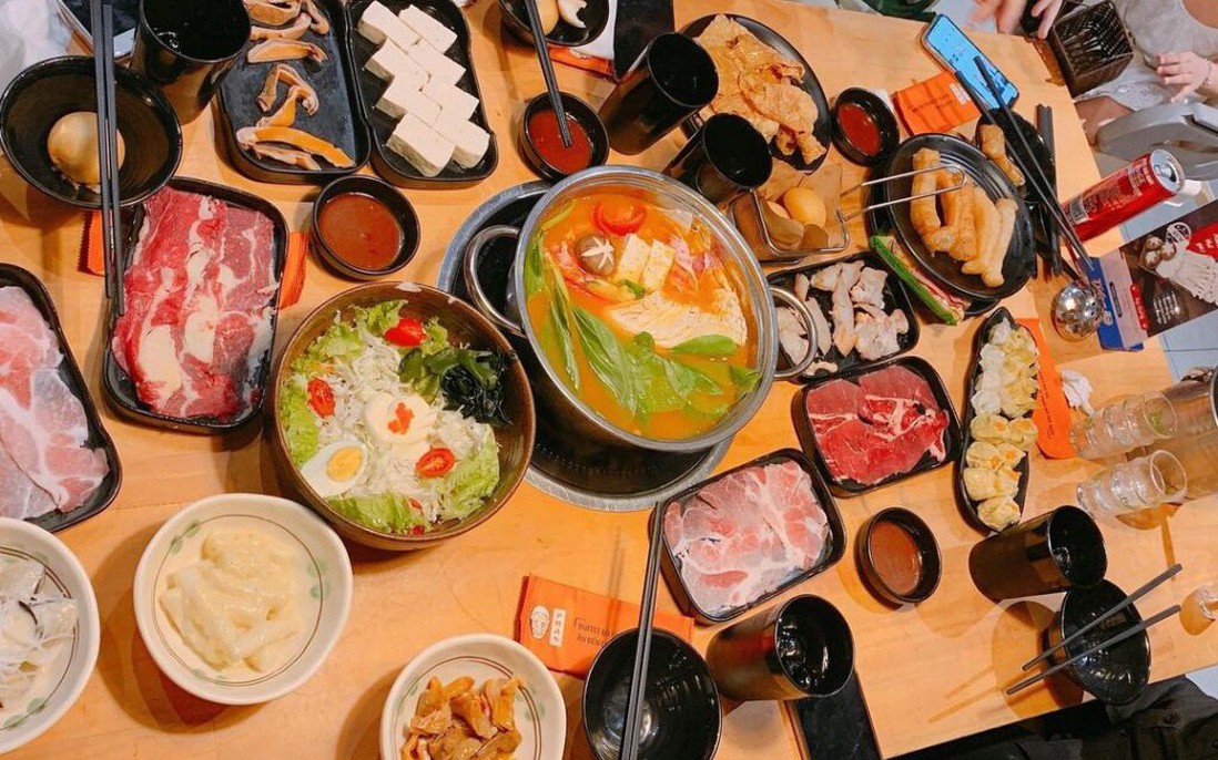 1,5 tấn nguyên liệu thực phẩm không rõ nguồn gốc cung cấp cho các nhà hàng lẩu thuộc đơn vị nào?