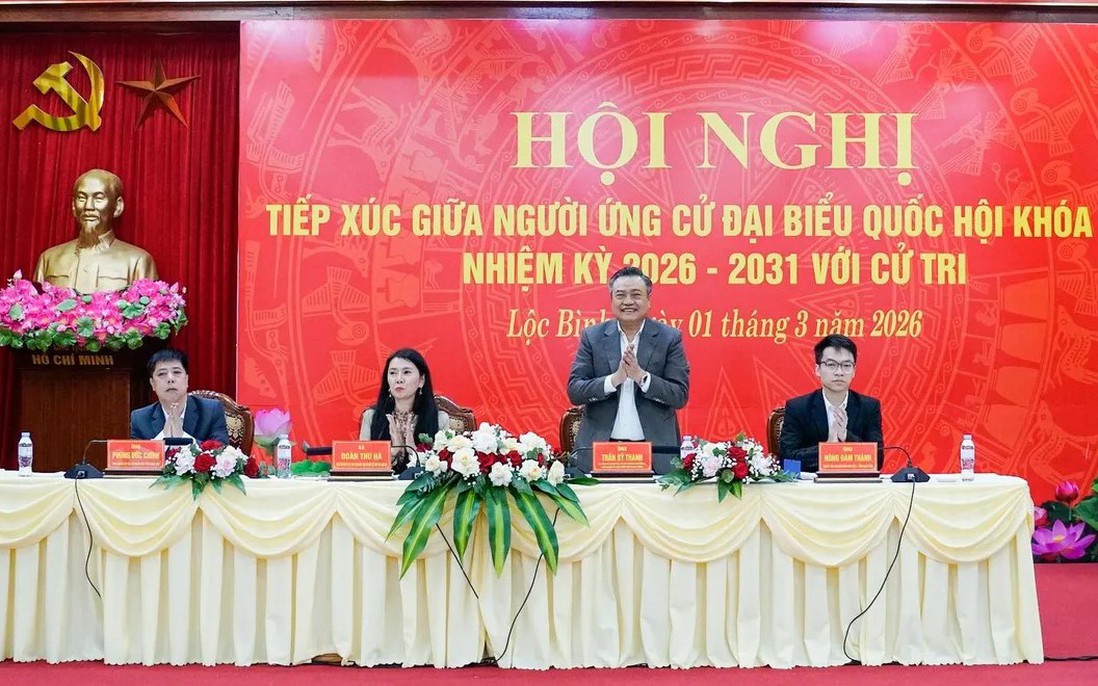 Ứng cử viên đại biểu Quốc hội khóa XVI tiếp xúc cử tri tỉnh Lạng Sơn