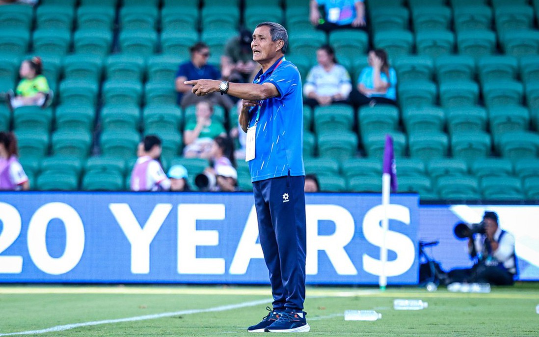 HLV Mai Đức Chung nói gì sau khi Việt Nam bị loại từ vòng bảng?