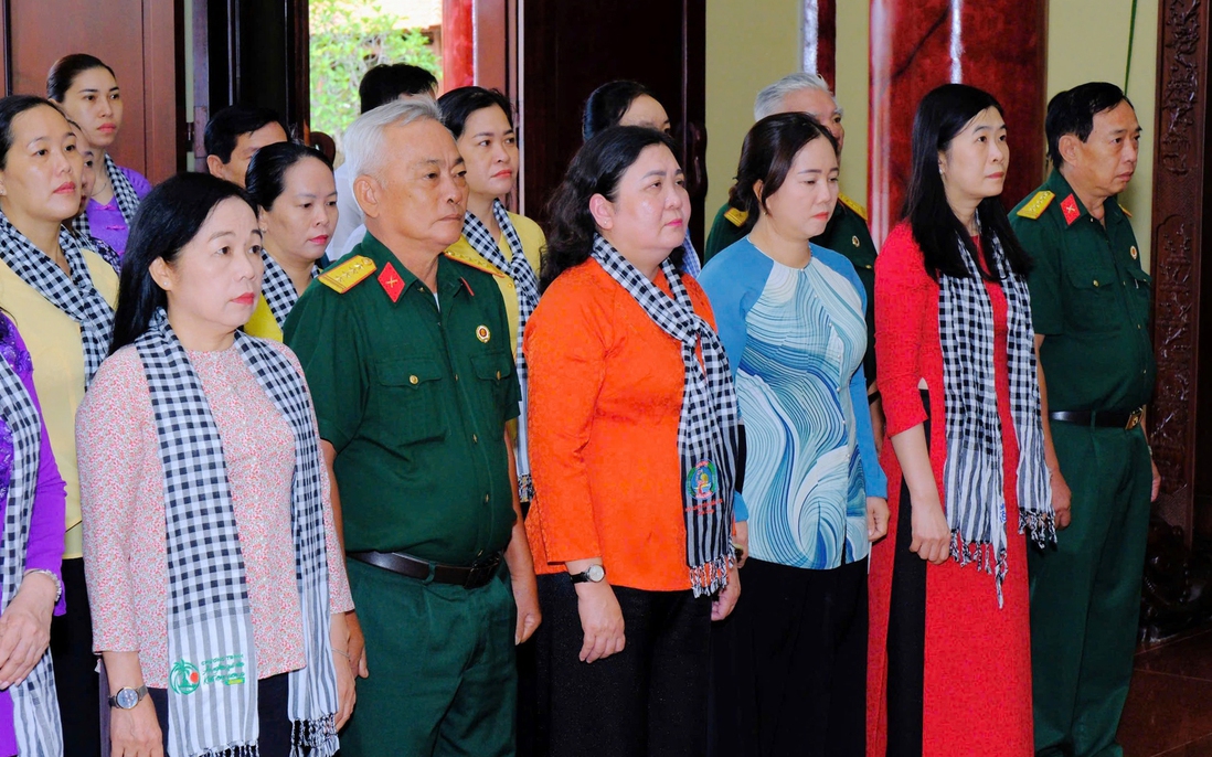 Vĩnh Long: Tặng mái ấm tình thương, học bổng nhân kỷ niệm 106 năm Ngày sinh Nữ tướng Nguyễn Thị Định