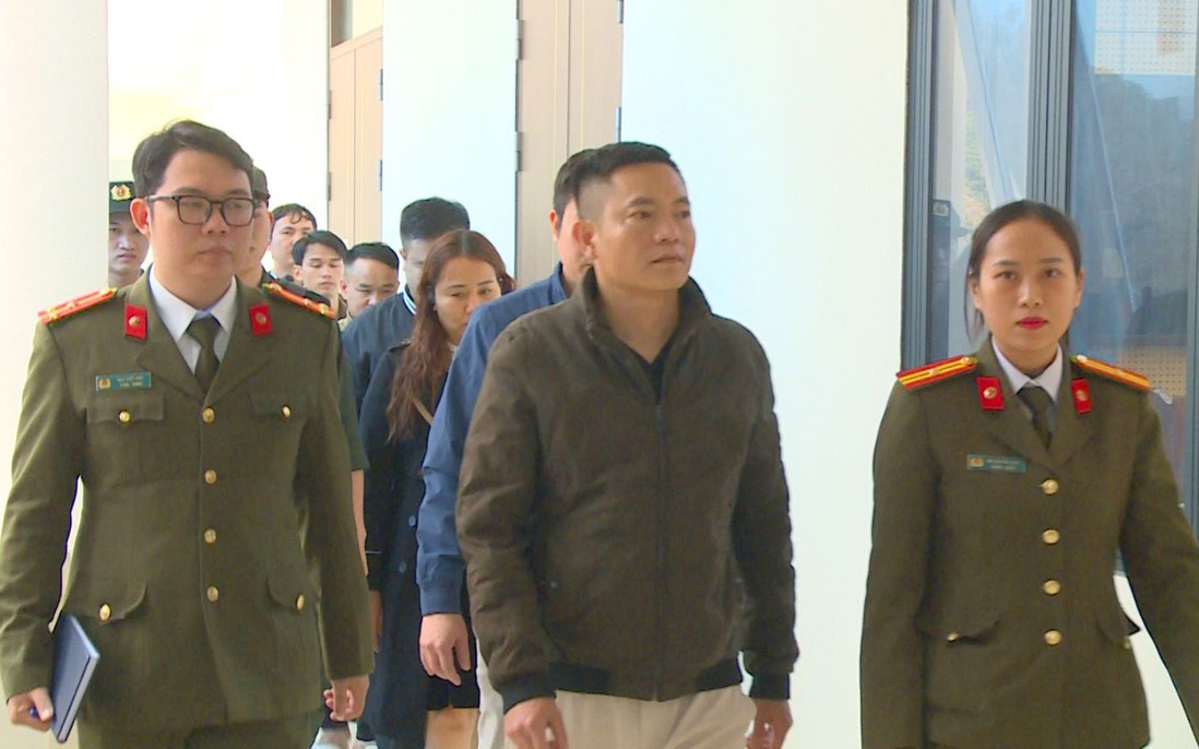 Ai cấp bằng "Tiến sĩ danh dự" cho trùm đường dây Đông y lừa đảo 227 tỷ đồng?