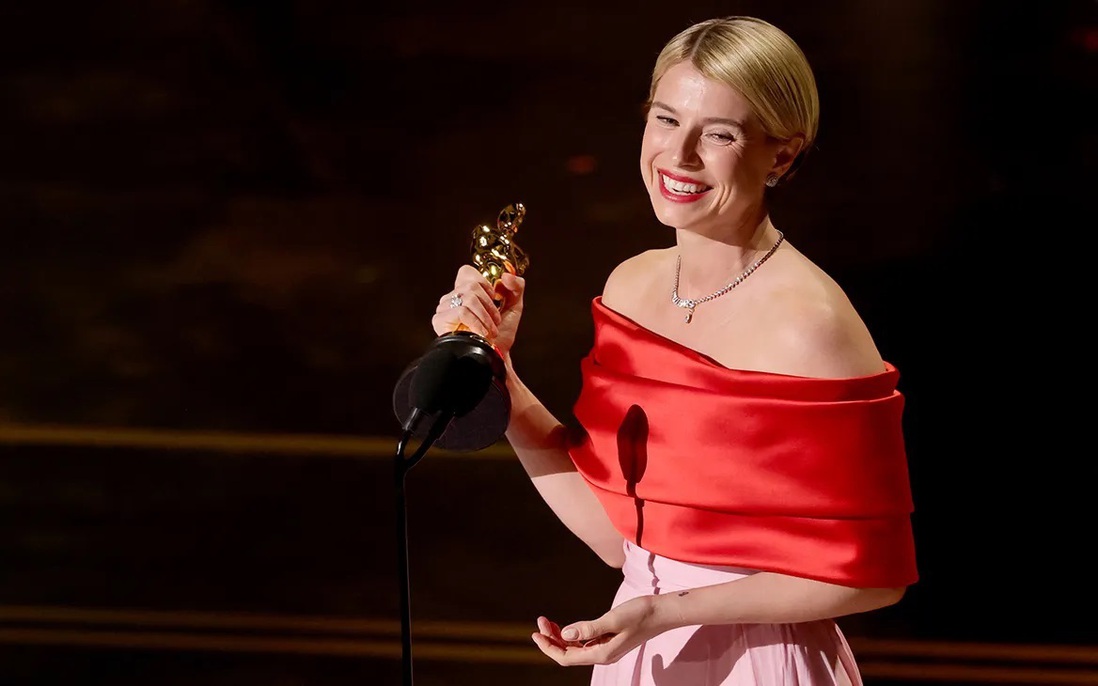Jessie Buckley giành giải Nữ diễn viên chính xuất sắc nhất Oscar 2026