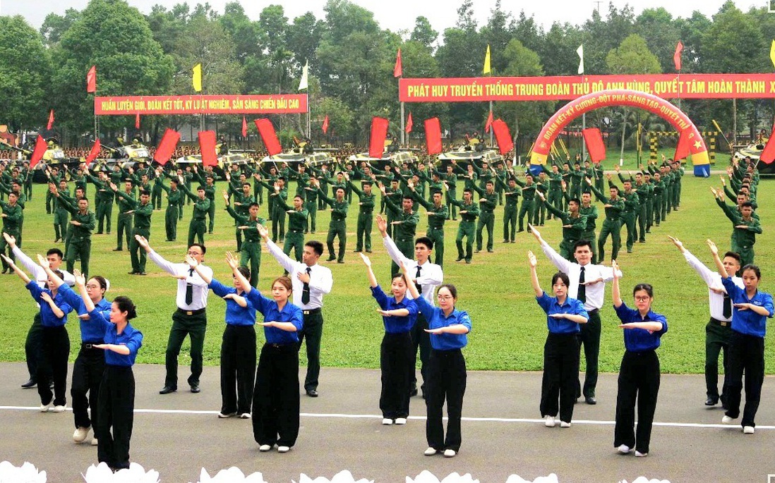 Đoàn Thanh niên TƯ Hội LHPN Việt Nam tiếp sức Lễ ra quân huấn luyện 2026