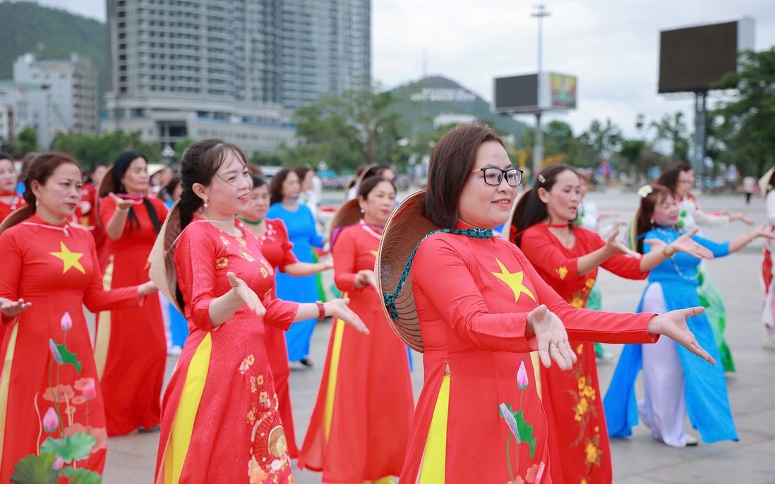 Bắc Âu áp đảo bảng xếp hạng hạnh phúc, Việt Nam tiếp tục thăng hạng