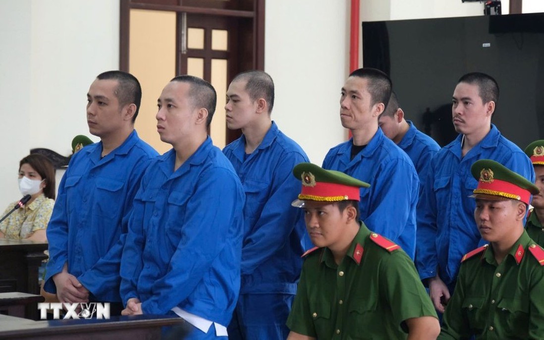 Giả danh Công an cướp hơn 2,2 triệu USD, 6 bị cáo lĩnh bản án nghiêm khắc