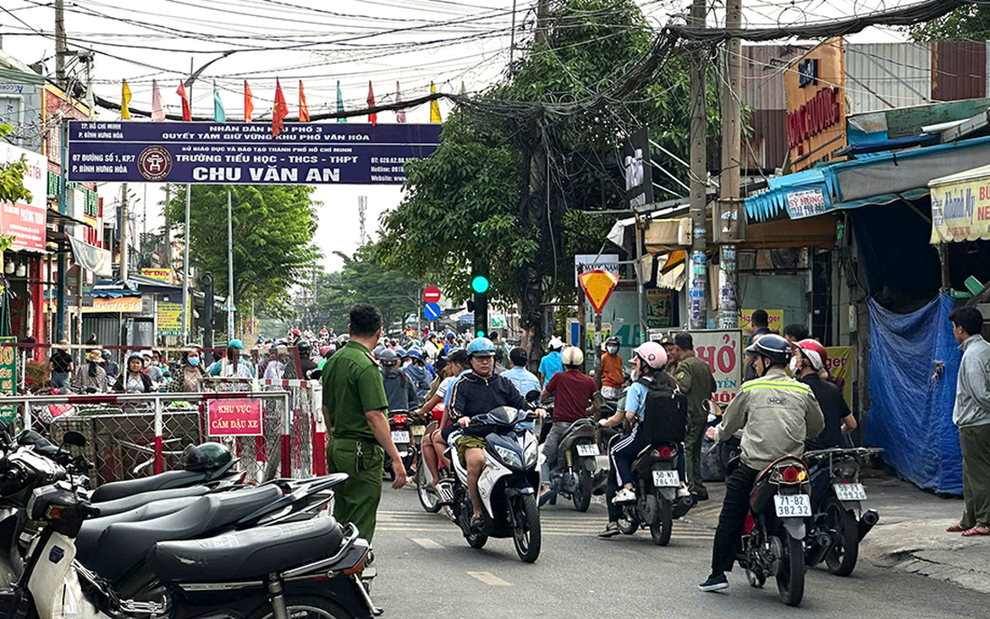 TPHCM: Cháy quán cơm chay, hai mẹ con tử vong thương tâm
