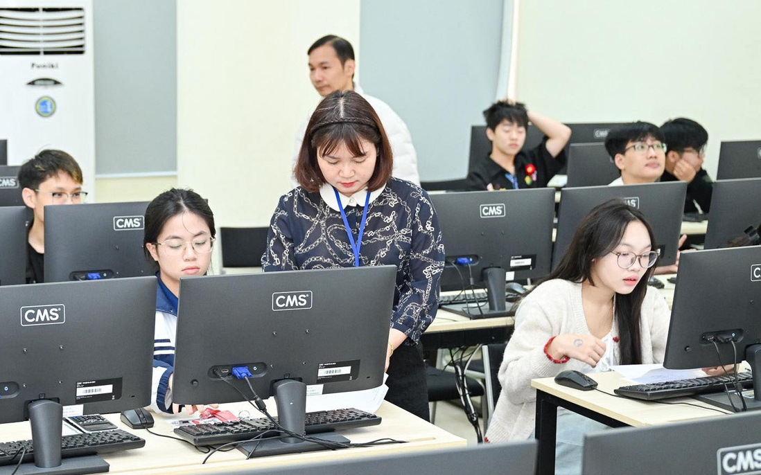 Thủ khoa thi đánh giá tư duy 2026 lập kỷ lục mới với 98,98/100 điểm