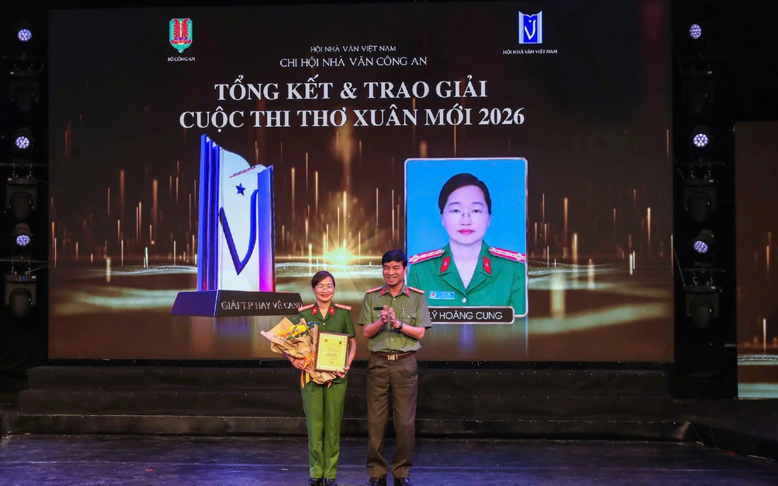 Nữ Trưởng Công an xã vùng cao giành giải Đặc biệt cuộc thi thơ “Xuân mới”