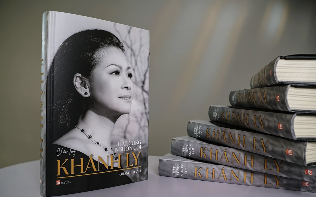Ra mắt sách về danh ca Khánh Ly