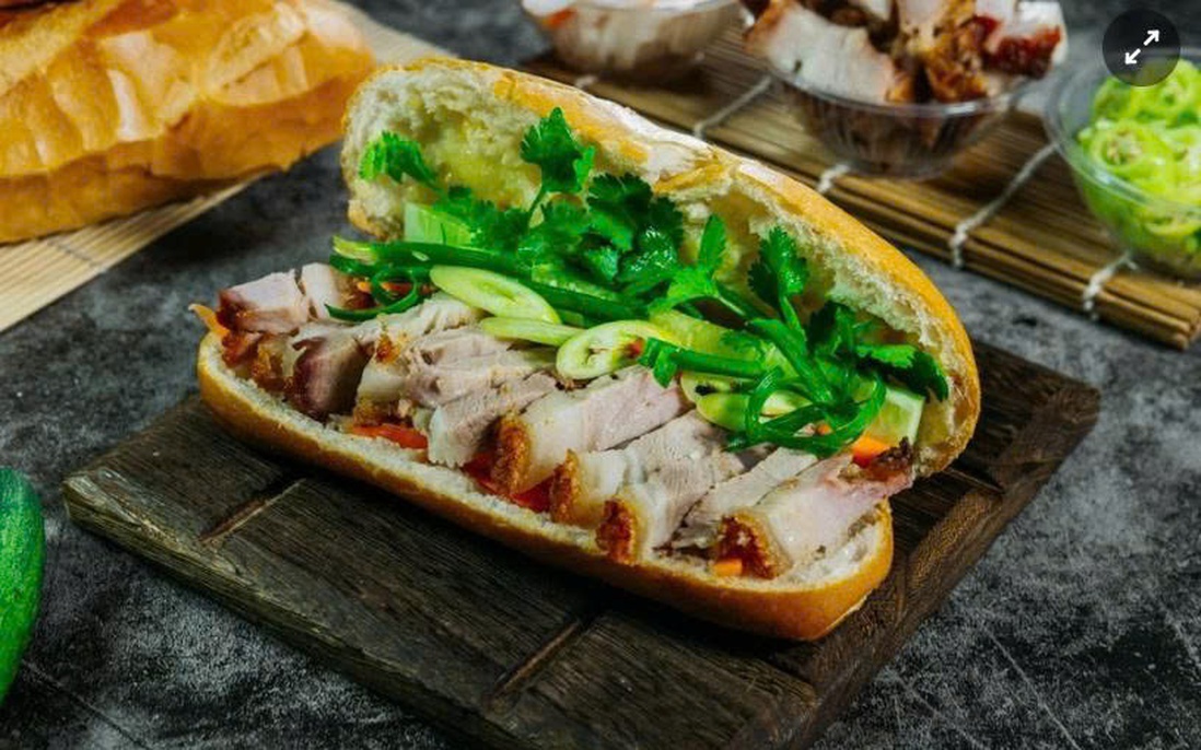 Khẩn trương điều tra vụ nghi ngộ độc bánh mì tại TPHCM