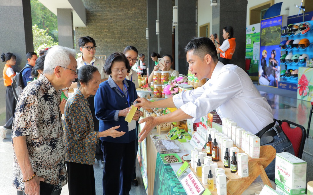 Xây dựng "bản đồ niềm tin" thị trường thông qua Hàng Việt Nam chất lượng cao