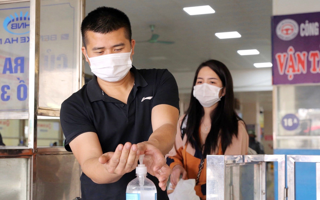 Người dân không hoang mang cũng không chủ quan trước biến thể mới của COVID-19