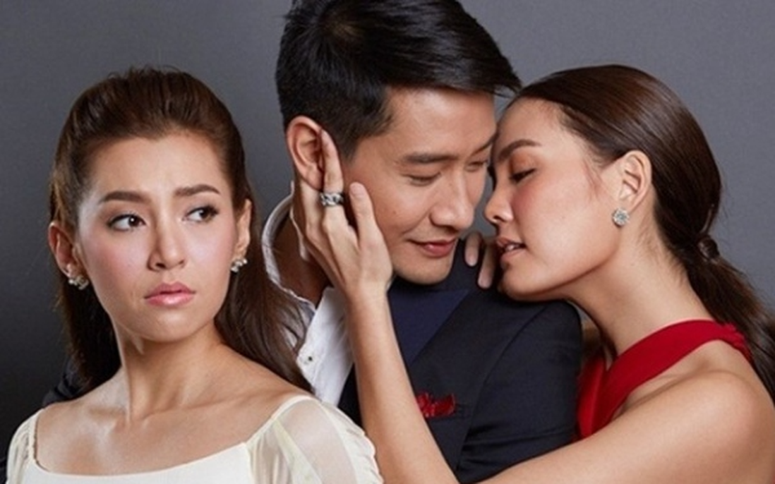 "Tiểu tam" công khai gây chiến, tra tấn tâm lý "chính thất"