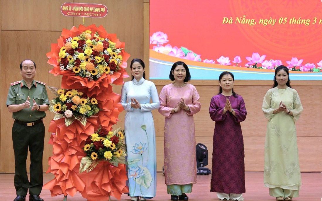 Hội Phụ nữ Công an Đà Nẵng phát động phong trào "Nuôi heo đất vì người nghèo"