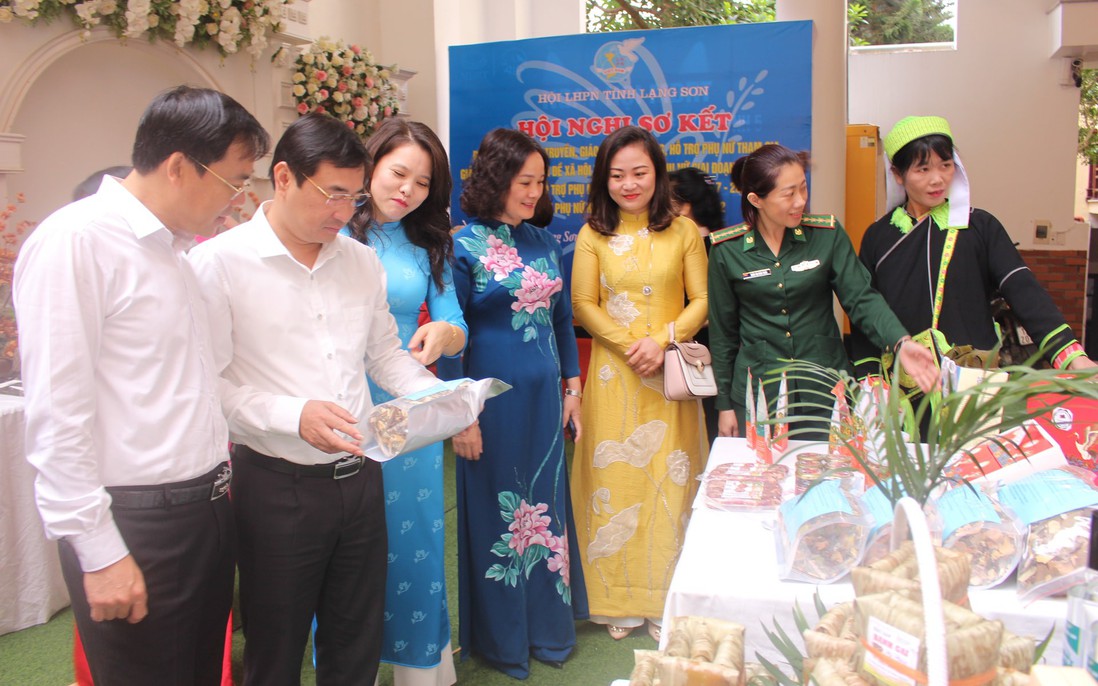 Sôi nổi phong trào "Hai giỏi" trong nữ công nhân, người lao động Lạng Sơn