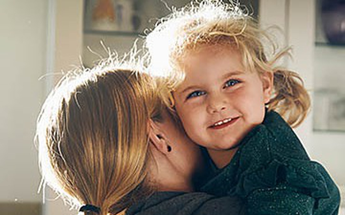 Những bà mẹ nuôi con người khác để đảm bảo tương lai cho con mình