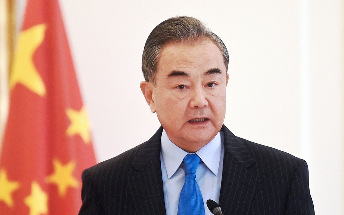 Trung Quốc kêu gọi ngừng bắn, ASEAN xem xét họp khẩn về an ninh năng lượng