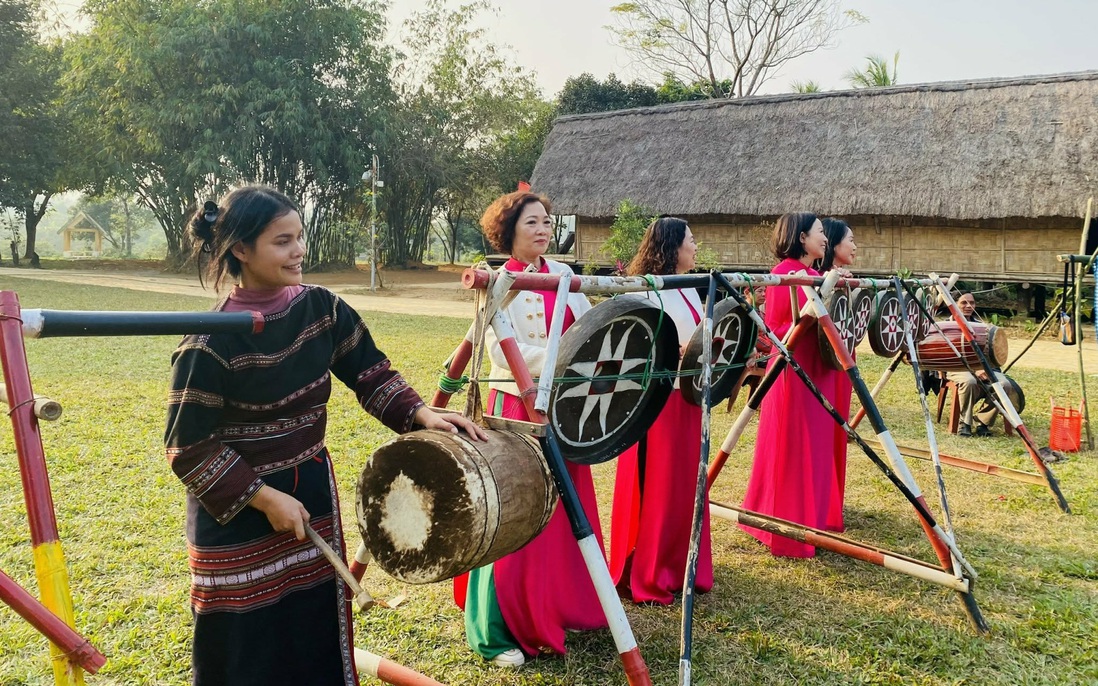 Sắc màu văn hóa các dân tộc Việt Nam: Không gian trải nghiệm sống động cùng hơn 100 nghệ nhân