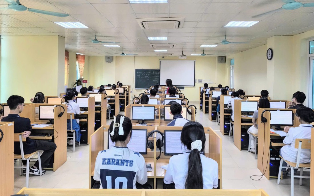 Lộ trình thi lớp 10 và tốt nghiệp THPT trên máy tính