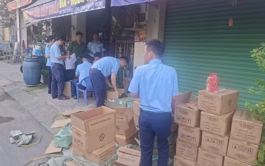 TPHCM phát hiện điểm kinh doanh mỹ phẩm nước ngoài không hóa đơn