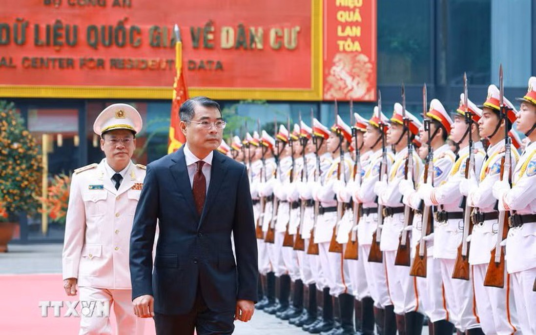 Thủ tướng: Hiện đại hóa phương thức quản trị, xây dựng nền hành chính phục vụ