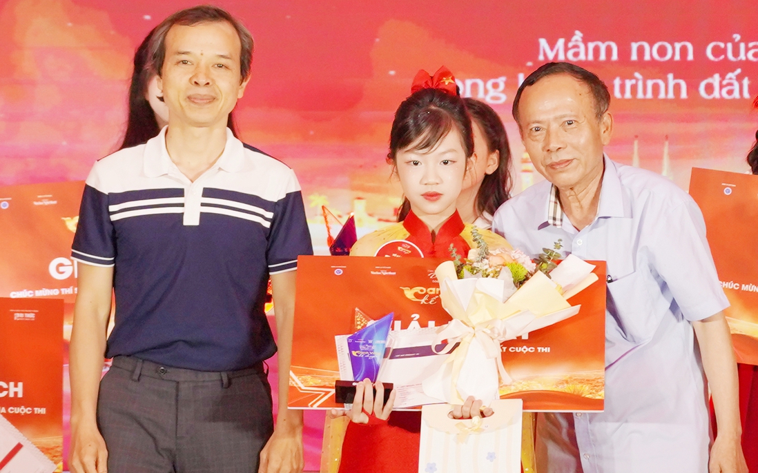 Cô bé Hà Nội 13 tuổi đoạt giải Nhất "Oanh Vàng kể chuyện"