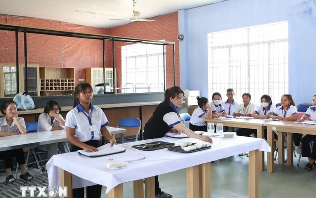 Lần đầu tiên quy định chức danh giáo viên sơ cấp hạng I, hạng II