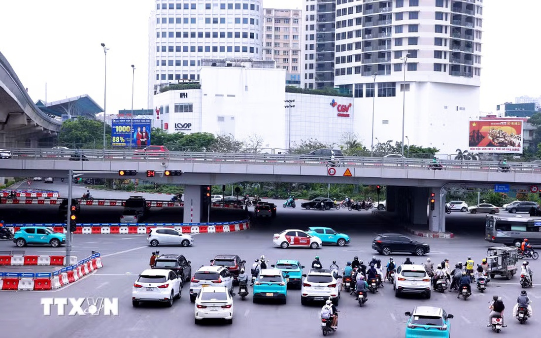 Hà Nội chỉnh trang hạ tầng, đảm bảo an toàn giao thông dịp 30/4-1/5