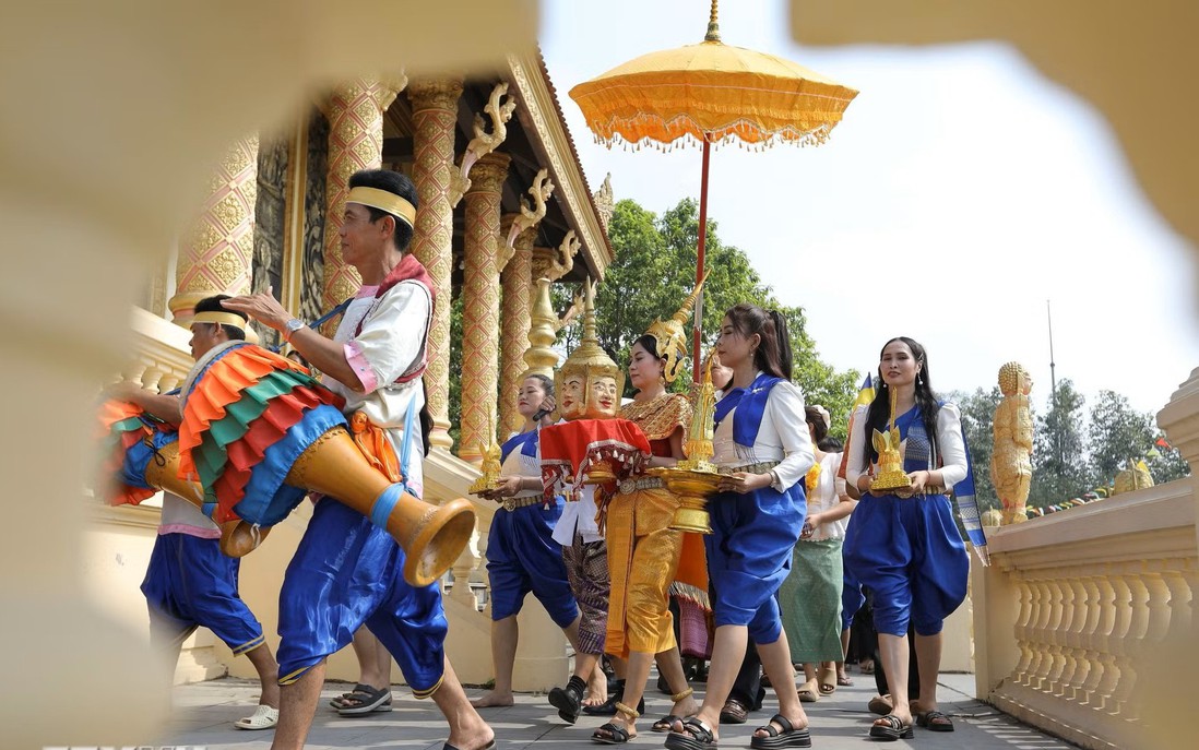 Tết Chôl Chnăm Thmây: Biểu tượng bản sắc văn hóa và tinh thần gắn kết cộng đồng