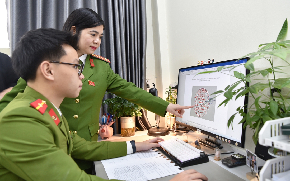 Cán bộ tham mưu Kỹ thuật hình sự Công an Hà Nội: Thầm lặng giữ cho mỗi quyết định đi đúng hướng