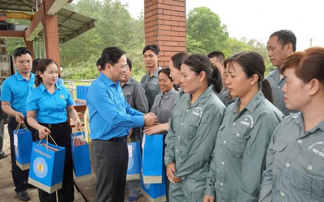 Sâu sát cơ sở, lấy đoàn viên, người lao động làm trung tâm