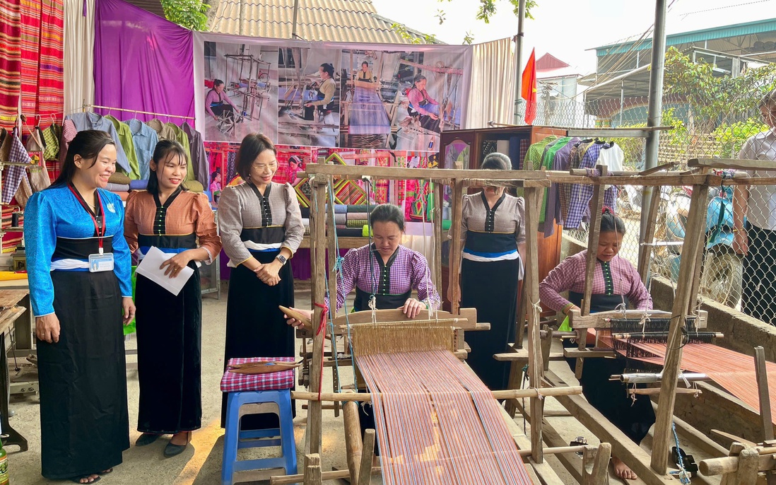 Phụ nữ Sơn La sôi nổi thi đua chào mừng Đại hội Phụ nữ toàn quốc XIV