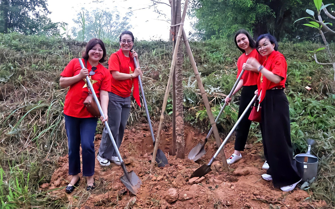 Dự án: “Hoa Gạo thắp sáng Đền Hùng” kết nối 54 dân tộc